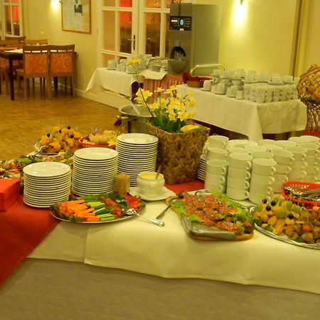 Kraeuterhotel & Restaurant Heidejaeger Mulmshorn Luaran gambar