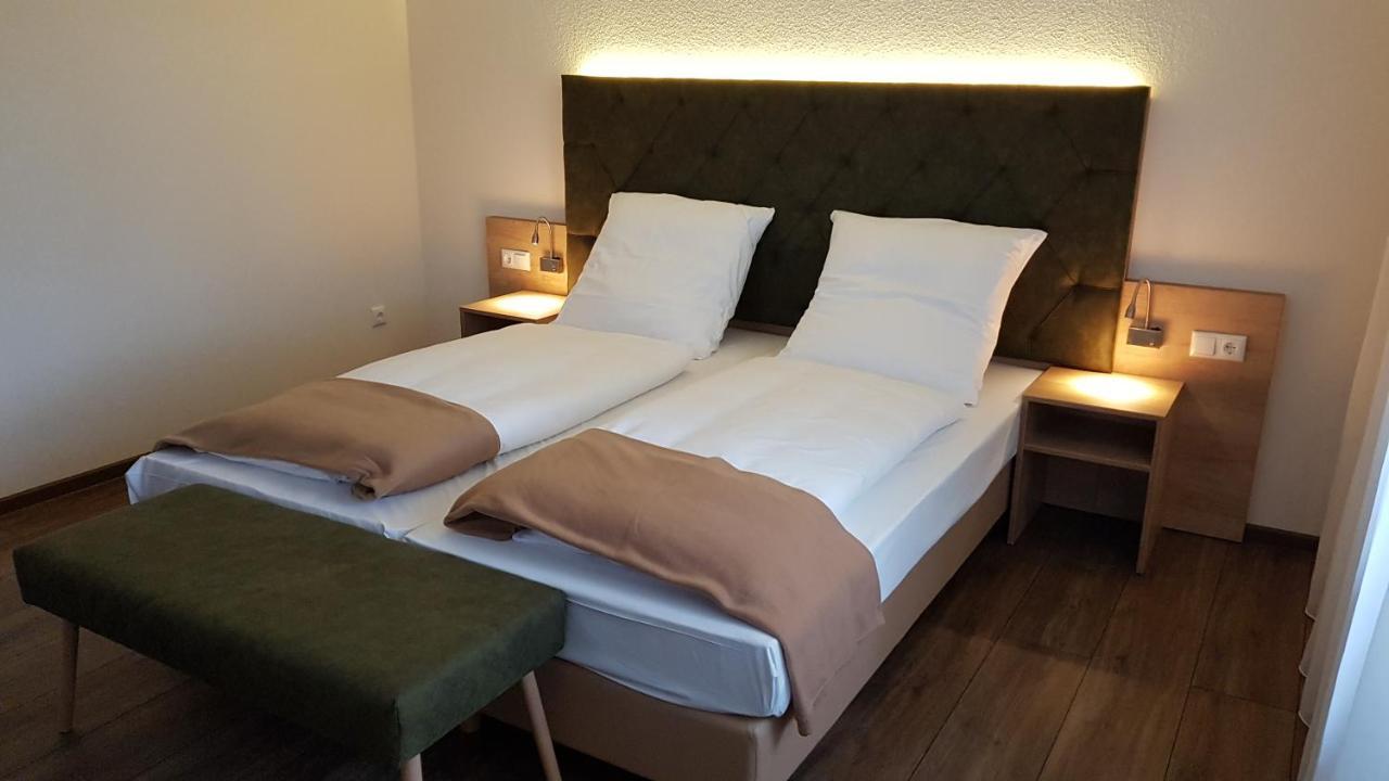 Kraeuterhotel & Restaurant Heidejaeger Mulmshorn Luaran gambar
