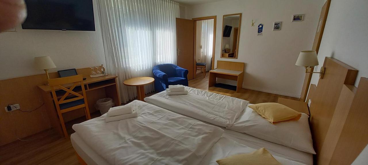 Kraeuterhotel & Restaurant Heidejaeger Mulmshorn Luaran gambar