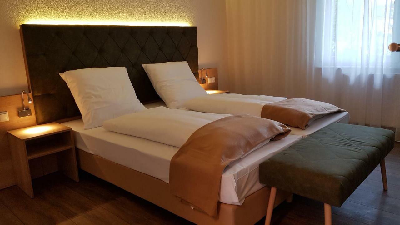 Kraeuterhotel & Restaurant Heidejaeger Mulmshorn Luaran gambar