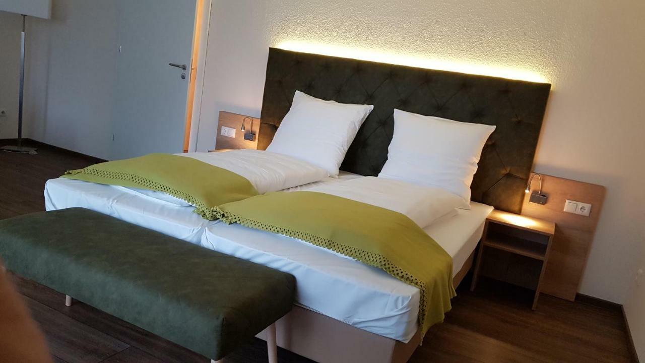 Kraeuterhotel & Restaurant Heidejaeger Mulmshorn Luaran gambar