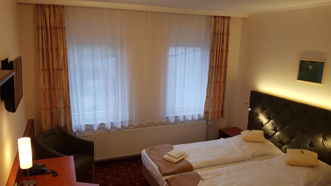 Kraeuterhotel & Restaurant Heidejaeger Mulmshorn Luaran gambar